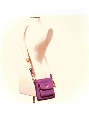 Coach Park Swingpack F49170 Leather NEW